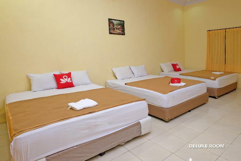 Zen Rooms B Walk Batu Malang Exterior foto