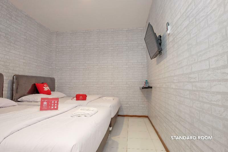 Zen Rooms B Walk Batu Malang Exterior foto